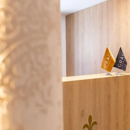 Grace Hotel 3*