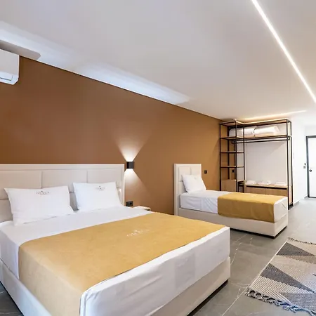 Grace Hotel 3*